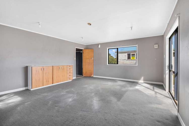 33 Ngatai Street Manaia_11