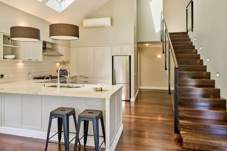 5 Cheviot Road, Lowry Bay Eastbourne_5