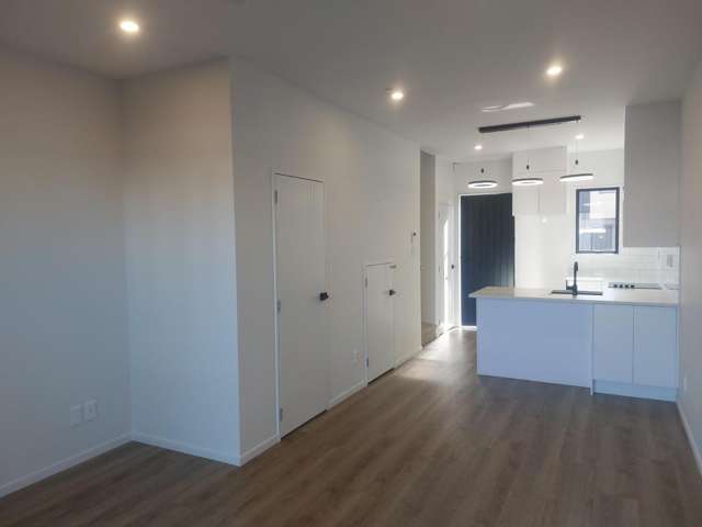 13 Kiato Lane 10673_3