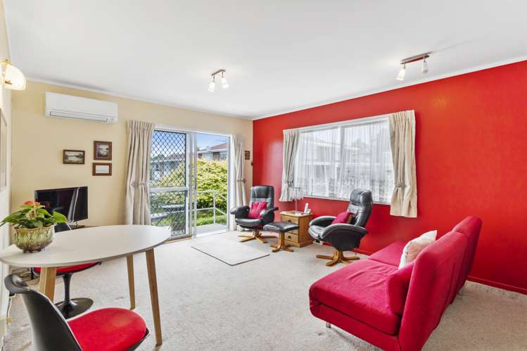 9/16 Willerton Avenue New Lynn_5