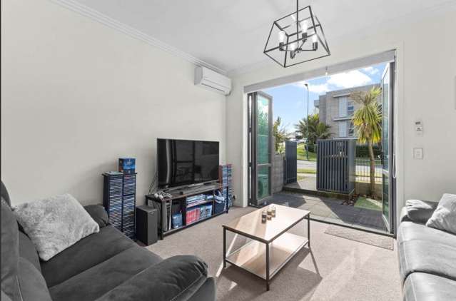 86 Norwood Drive Flat Bush_1