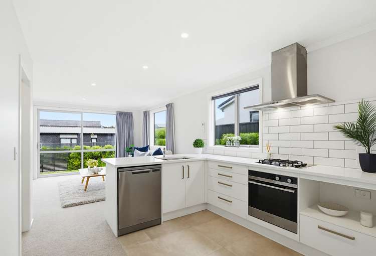 13 Karearea Avenue Kenepuru_1