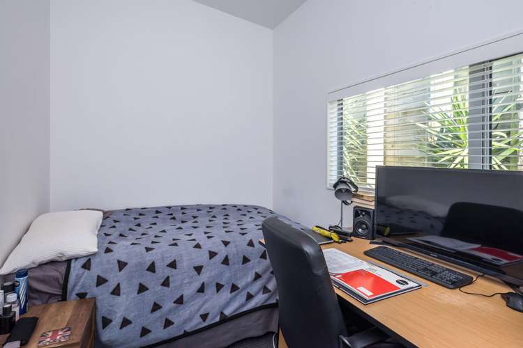 31 Ashwood Street Woodridge_9