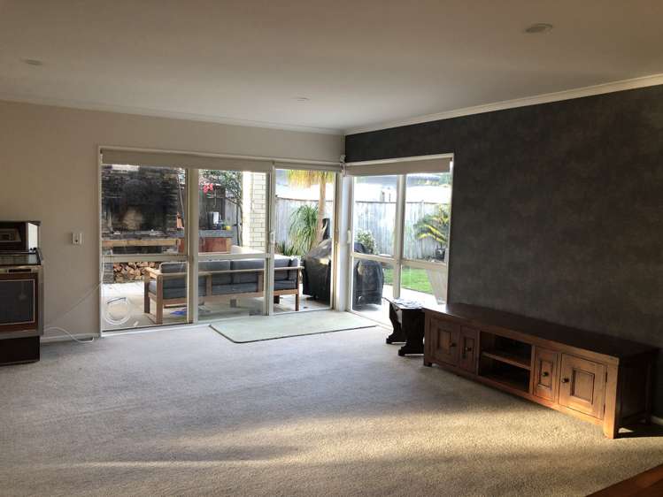 121 Pine Harbour Parade Beachlands_6