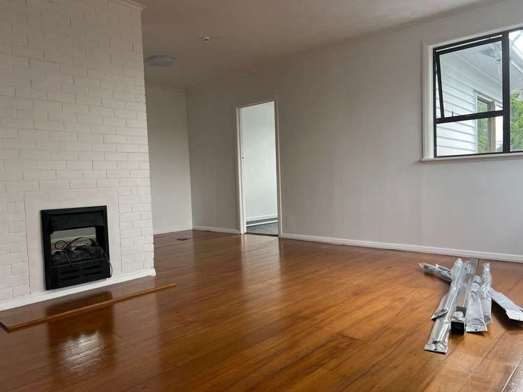 2 Springside Place New Lynn_3