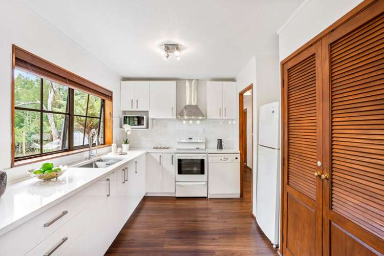 1/2 Golf Road New Lynn_7