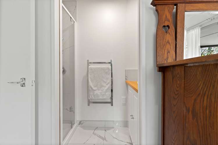 83 Eastern Terrace Beckenham_9