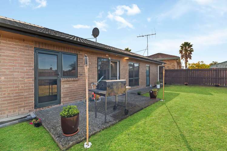 8 Samara Place Clendon Park_13