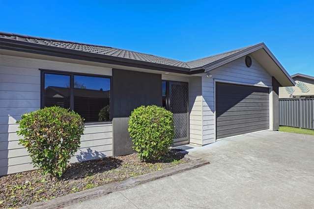 13 Chatham Mews Flaxmere_1