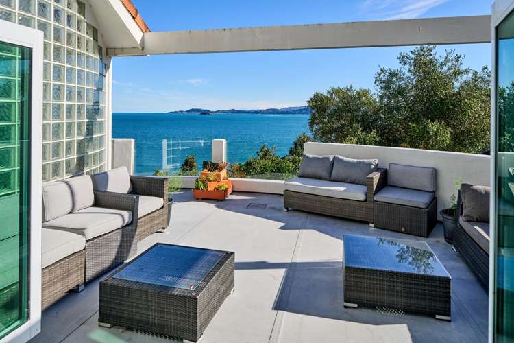 5 Rangiuru Road, Mahina Bay Eastbourne_12