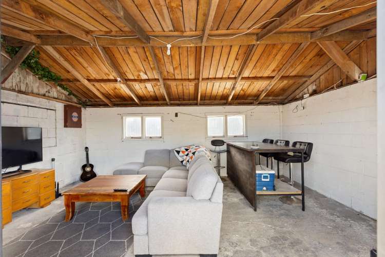 5 Merrington Crescent Aranui_10