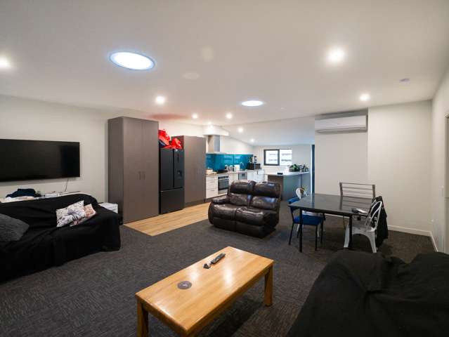 A/454 North Road North East Valley_2