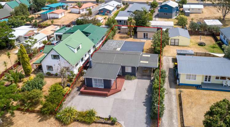 213 Linton Crescent Whangamata_24