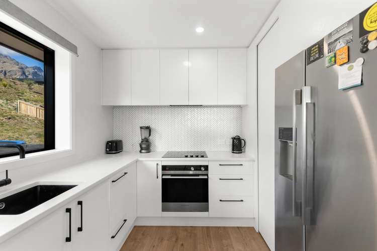 31 Muster Road Jacks Point_11