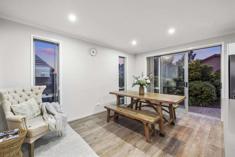 59 Benmore Crescent Pyes Pa_8