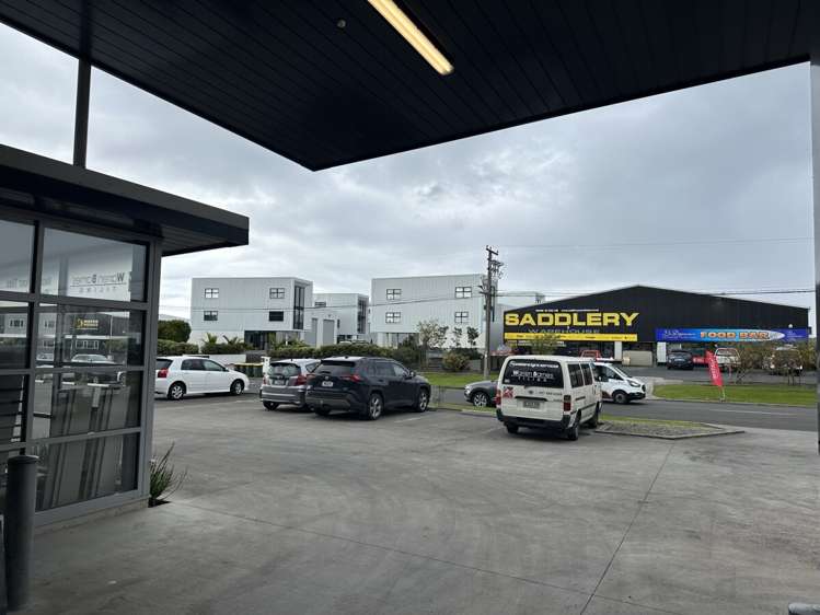 75 Hurlstone Drive Waiwhakaiho_5