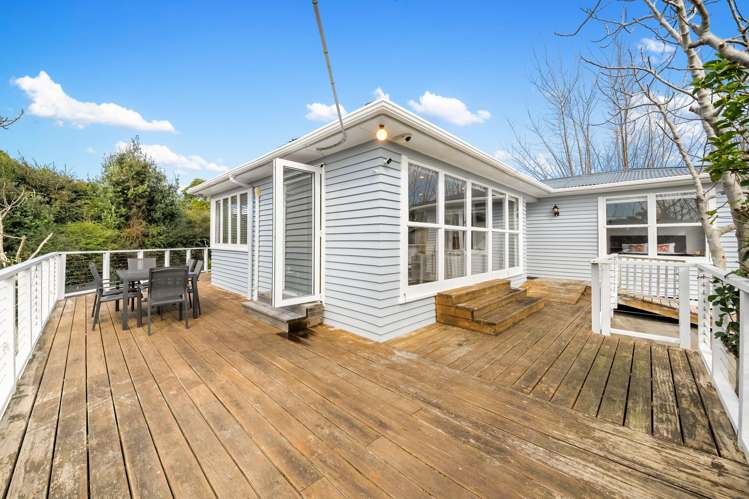 5A & 5B Waipouri Road Mangere_24