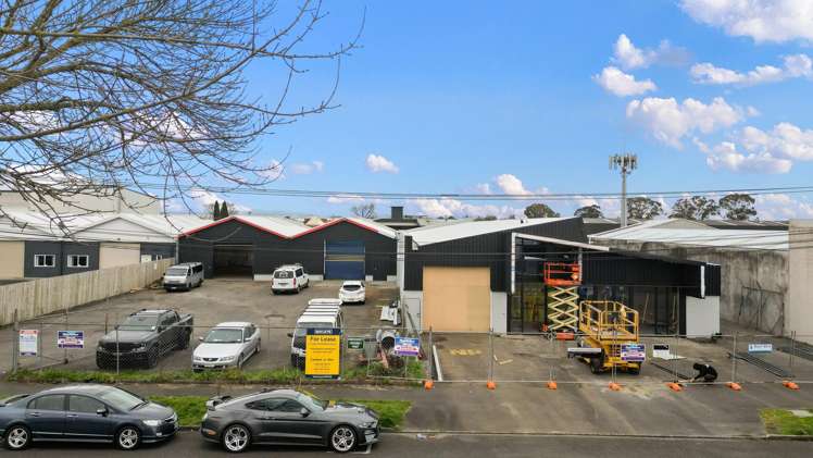 17 and 19 Euclid Avenue Te Rapa_9