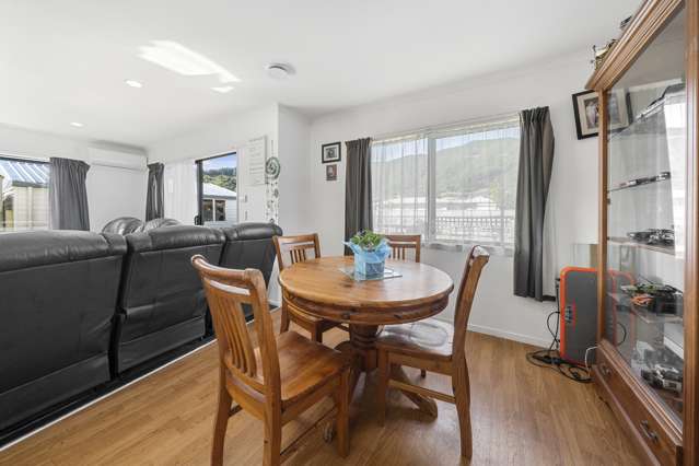 3 Ashburn Road Wainuiomata_4