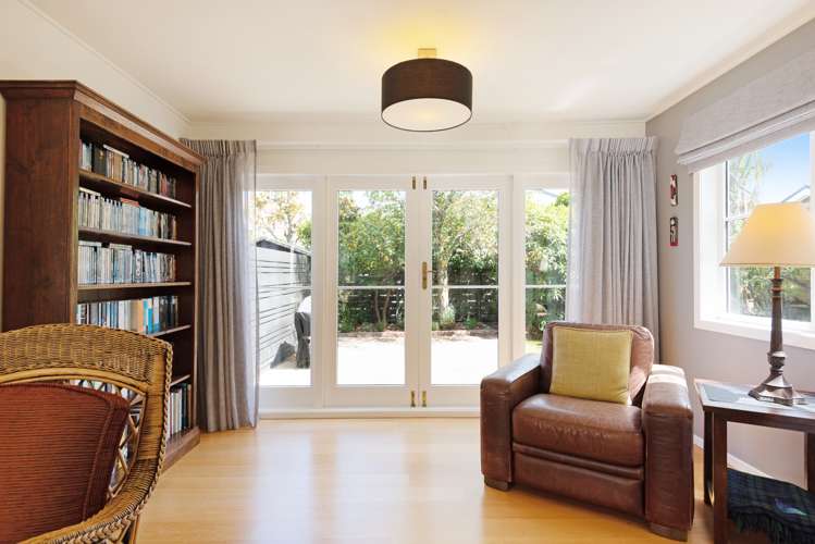 22 Vera Street Karori_11