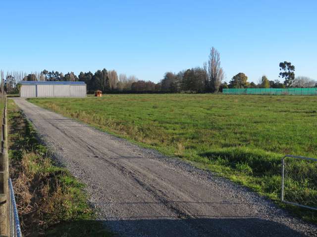 457 Sawyers Arms Road Harewood_1