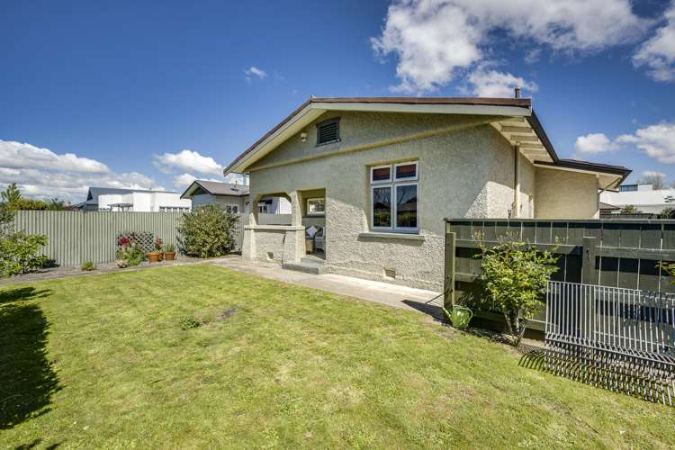 710 Queen Street West Saint Leonards_15