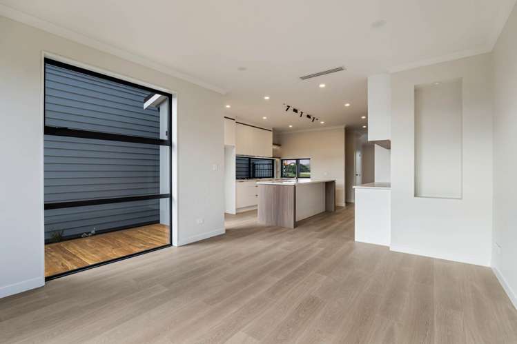 56 Maurice Kelly Road_4
