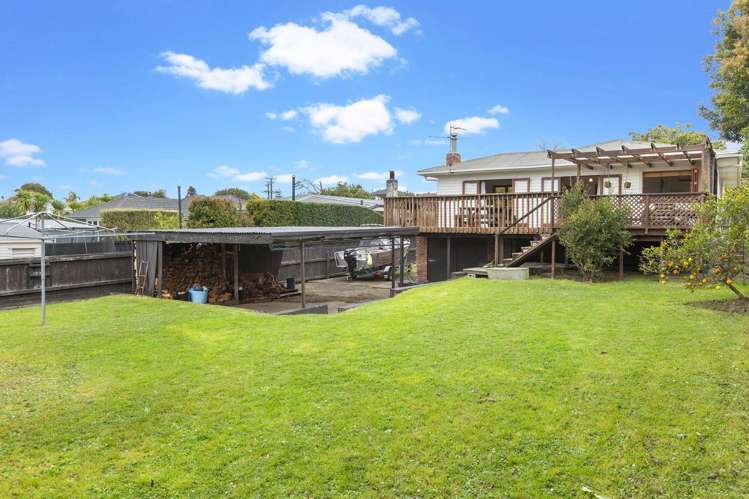 21 Taipari Road Te Atatu Peninsula_11