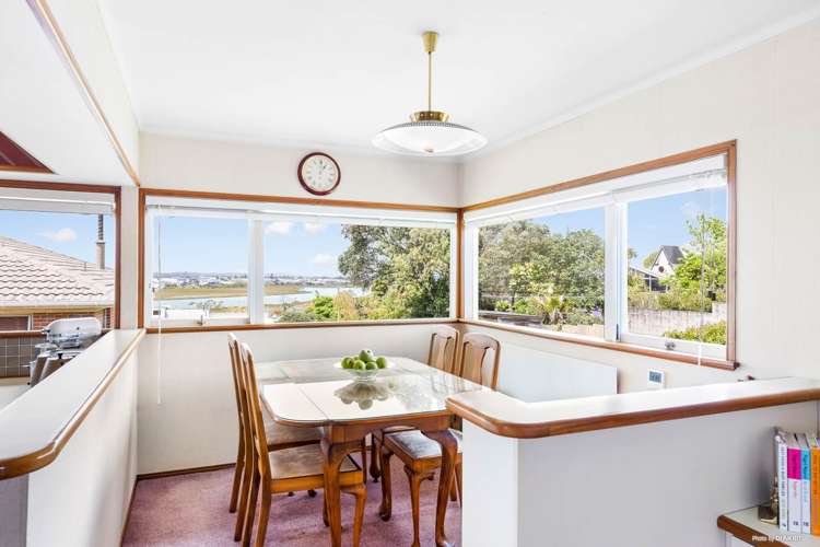 70 Jaemont Avenue Te Atatu South_11