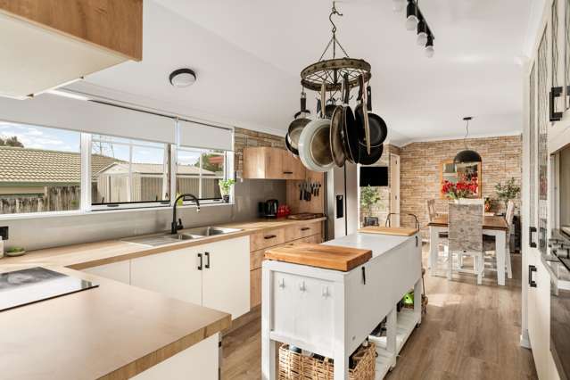 187 Sapphire Drive Hairini_4