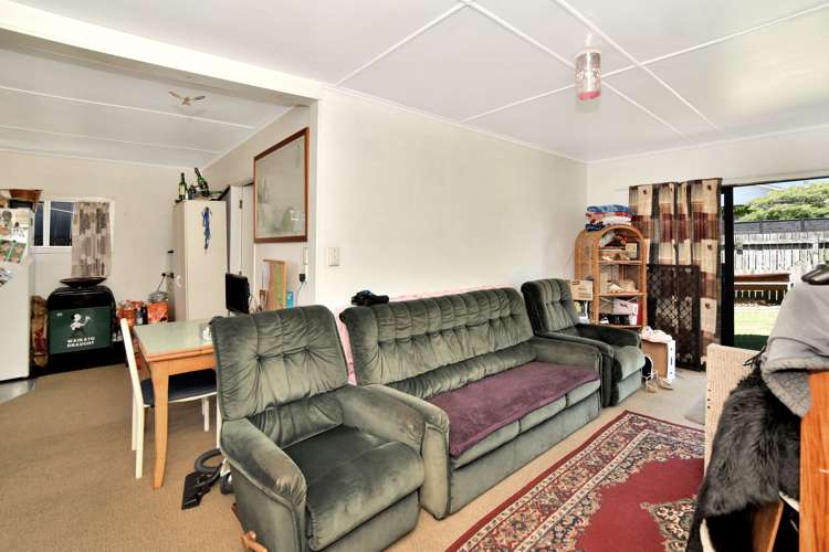 1211 Papamoa Beach Road Papamoa_5