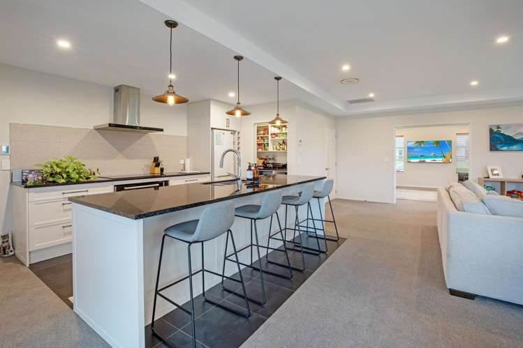 26 Bonecrusher Street Lincoln_2