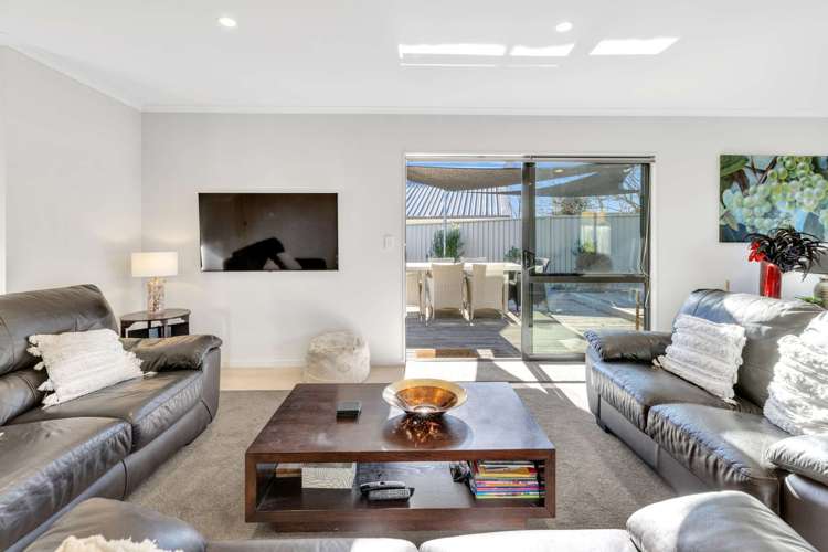 100 Barry Avenue Cromwell_9