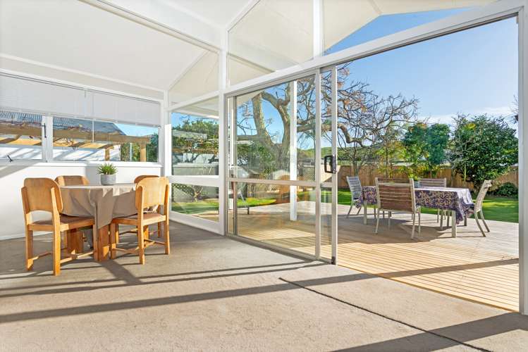 19 Lloyd George Road Wainui_9