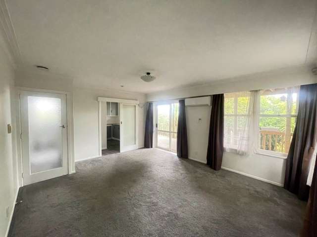 2/134 Golf Road Titirangi_1