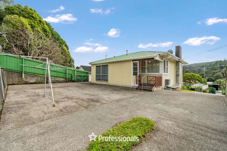 70 Hay Street Naenae_18