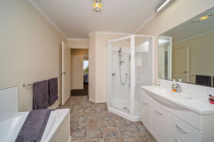 34 Wharekauri Road Mimi_15