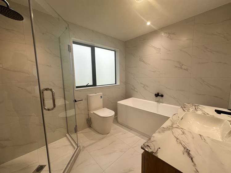 23 Drumnaconagher Road Flat Bush_10