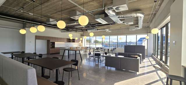 1-7 The Strand Takapuna_4