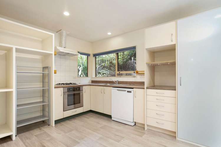 33 Copplestone Place New Lynn_3