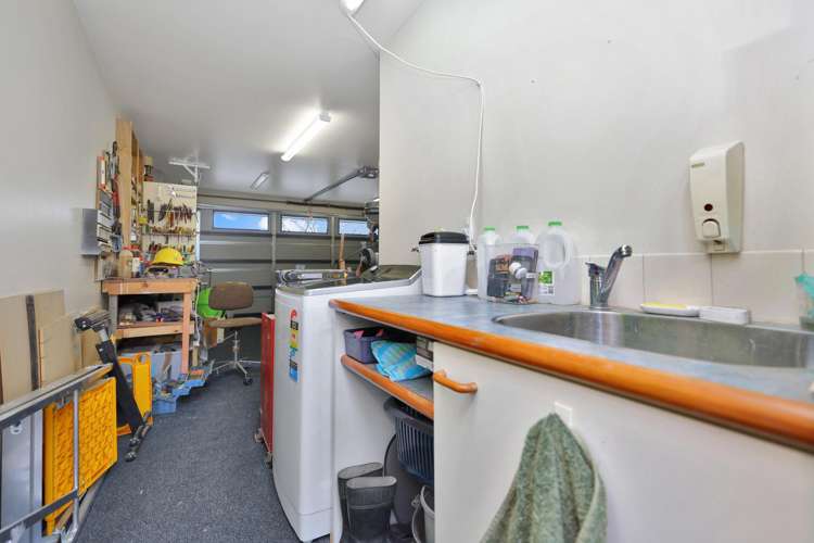 21 Mona Square Ashburton_23