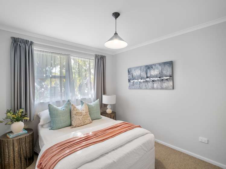 8 Weatherly Road Torbay_17