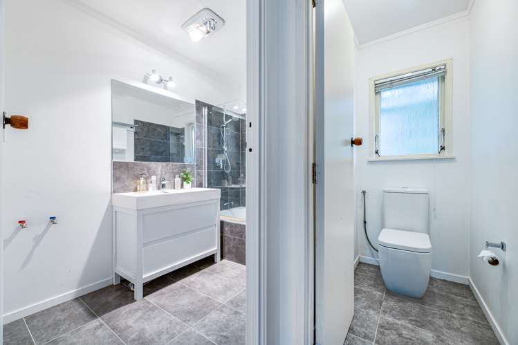 2/7 Dakota Avenue Beach Haven_10