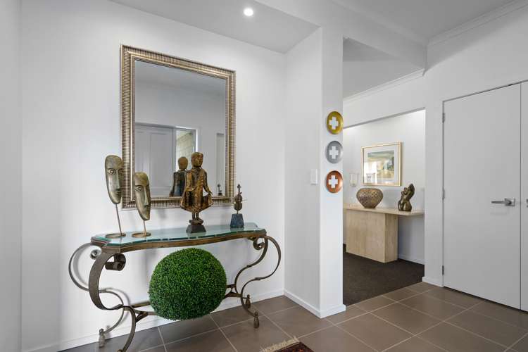 32 West Thompson Street Leamington_10