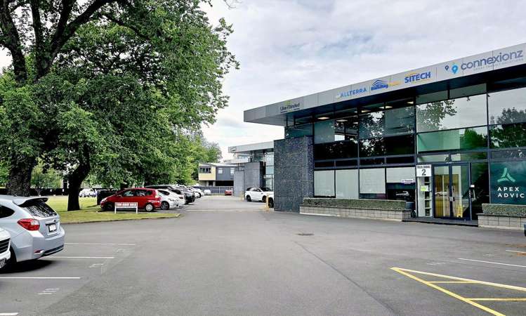 2/1 Show Place Addington_16