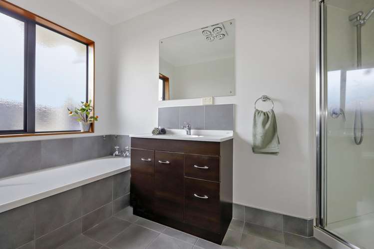 1015 Caroline Road Mayfair_11