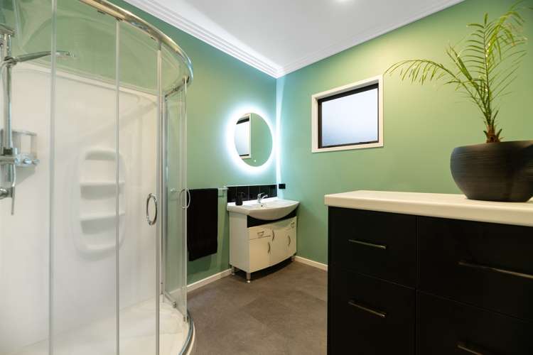 8a Anchorage Grove Maungatapu_13