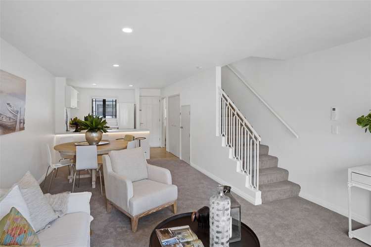 2/31 Marriner Street Sumner_3