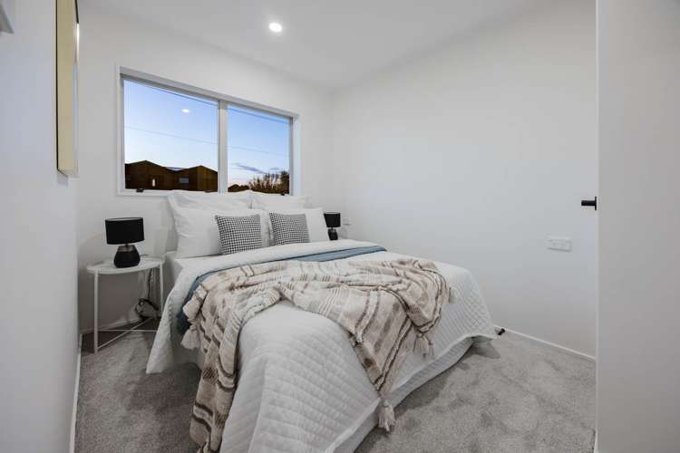 2/9 Wood Street Papakura_11