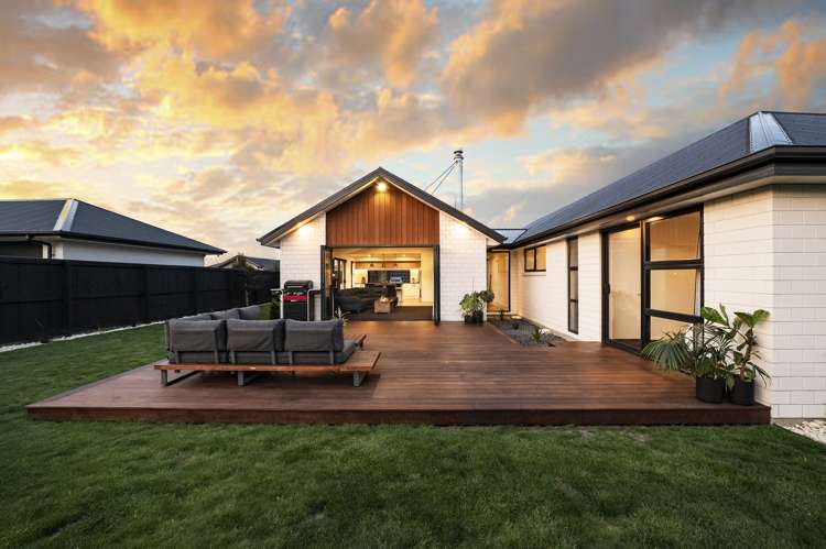 7 Vitalia Crescent Lincoln_27